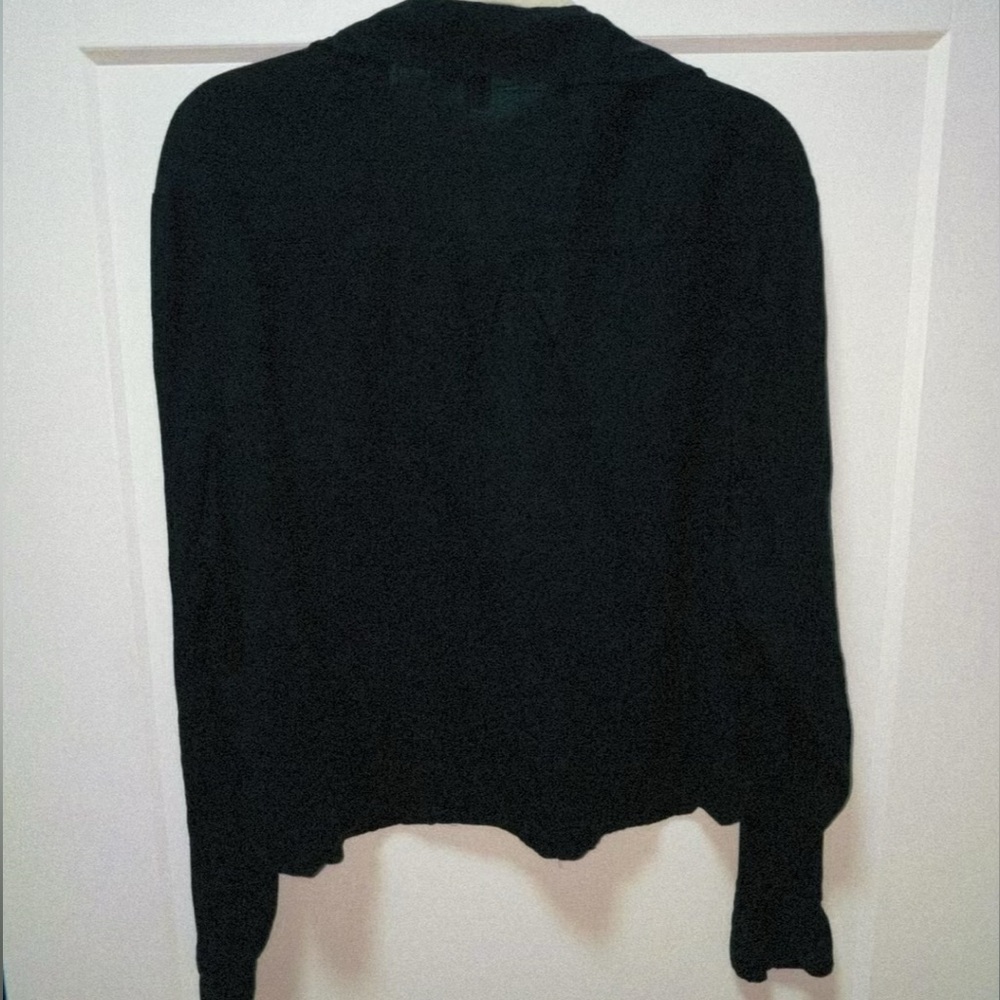 Old Navy Linen Black Cropped Button-Down Shirt - Picture 3 of 3